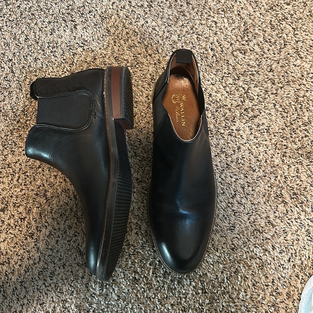 Men’s boots 10.5 pretty good condition